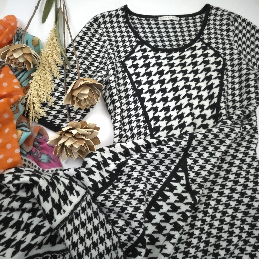 Sandra Darren Black and White Houndstooth Sweater Dress Sz L - Picture 2 of 12
